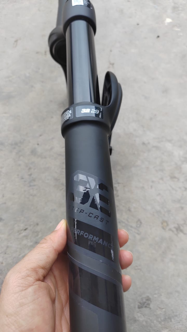 Fox Float 32 Rhythm 29 Boost Suspension Fork - Image 3